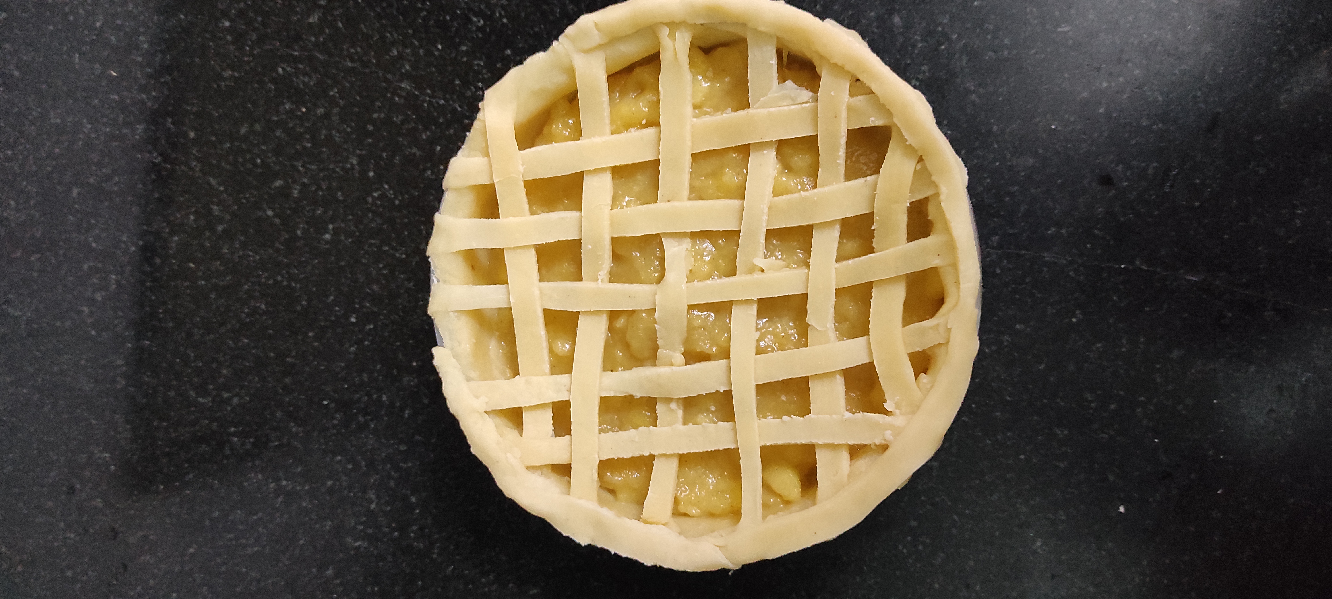 Mini apple pie