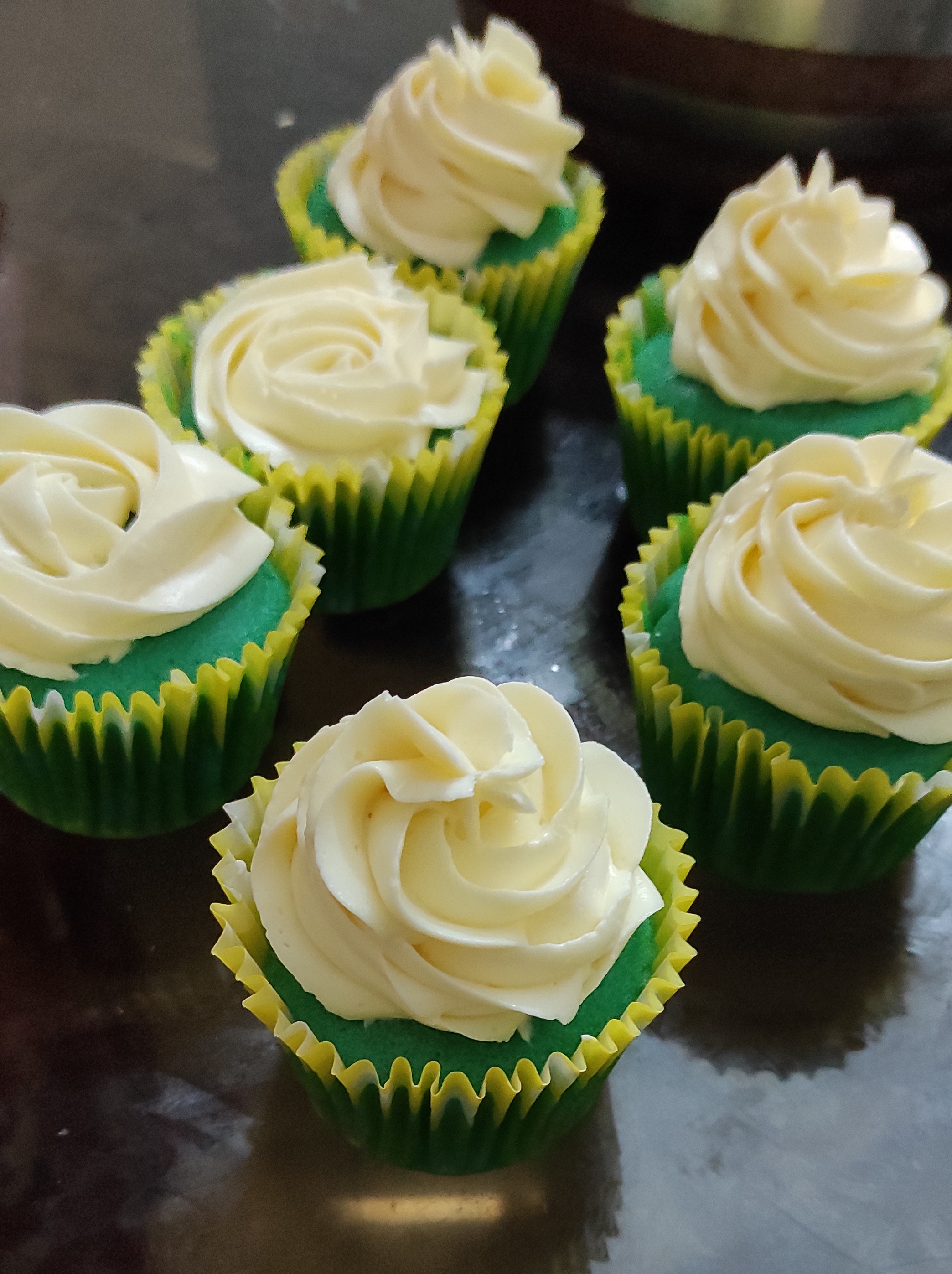 Mint vanilla cupcakes